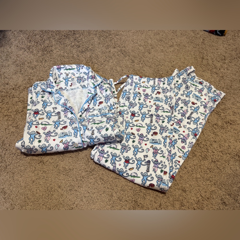 Chicago Print Long Sleeve Roller Rabbit Pajama Set